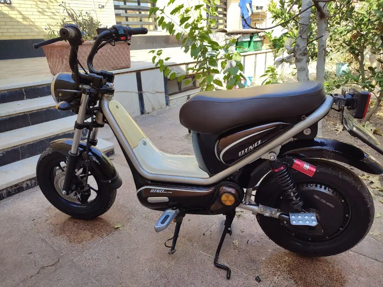 موتور سیکلت برقی پلاک و سند دار باطری نو|موتورسیکلت|زرند, |دیوار