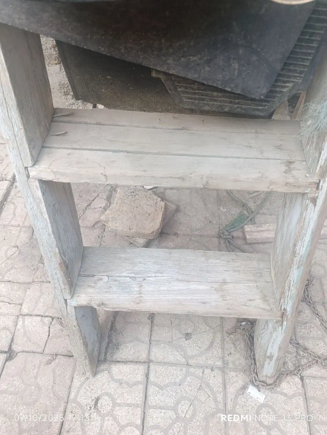 پله چوبی پهن قدیمی درجه یک|مصالح و تجهیزات ساختمان|کرمانشاه, |دیوار