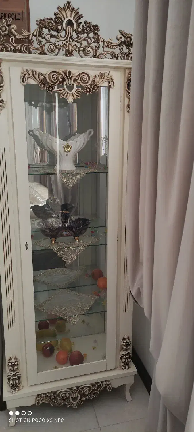 بوفه در حد نو|بوفه، ویترین، کنسول|سرخه, |دیوار