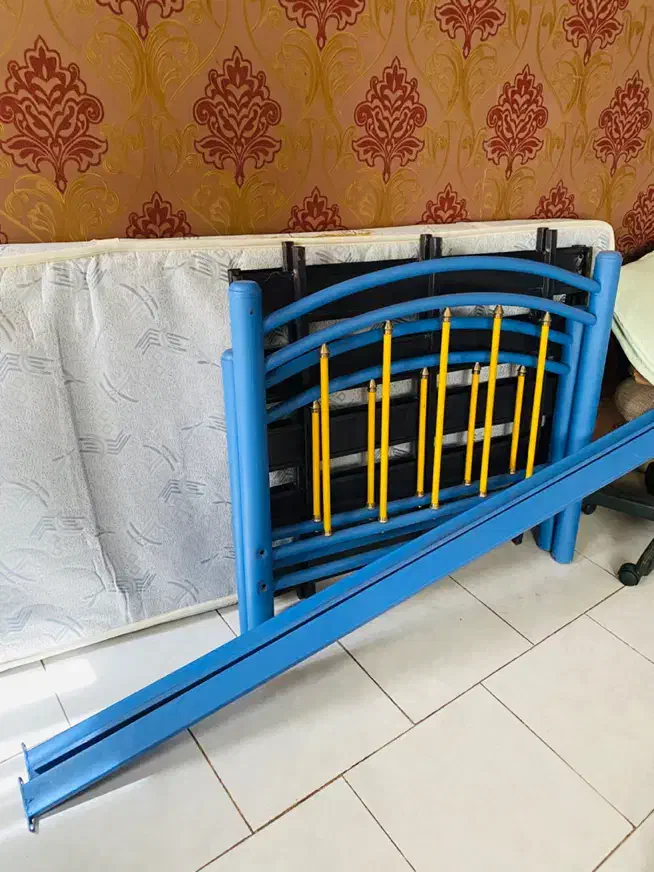 تشک به همراه تخت فلزی|تخت و سرویس خواب|بابل, |دیوار