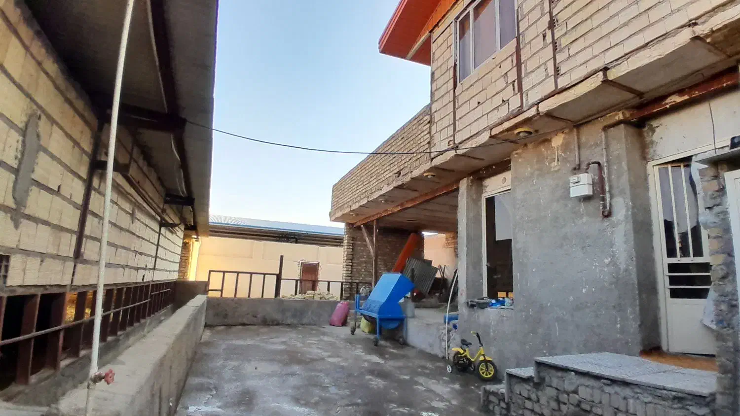 خانه دوبلکس وگاوداری سنتی وزمین باغی|فروش خانه و ویلا|دشتابی, |دیوار