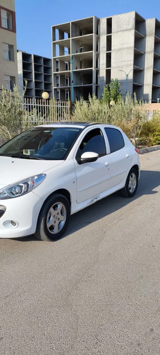 ۲۰۷ پاناروما مدل ۱۴۰۱|خودرو سواری و وانت|یزد, |دیوار