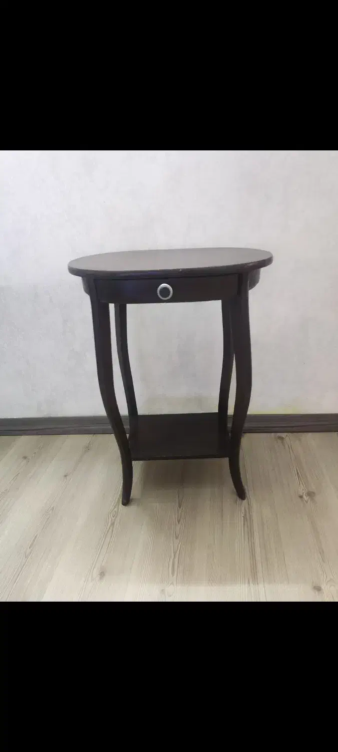 میز تلفن یا دکوری در حد نو|میز تلفن|سراب, |دیوار