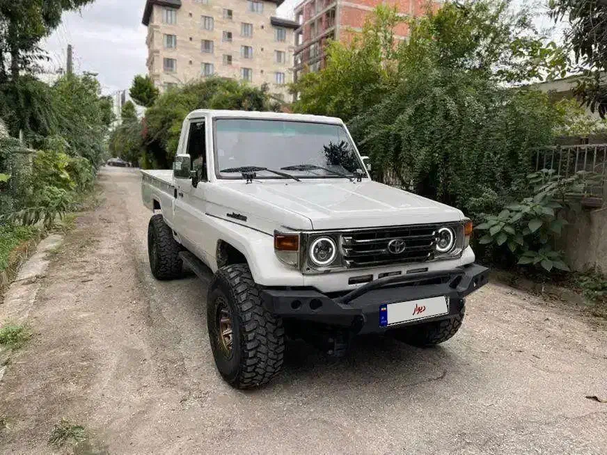 تویوتا لندکروز|خودرو سواری و وانت|نوشهر, |دیوار