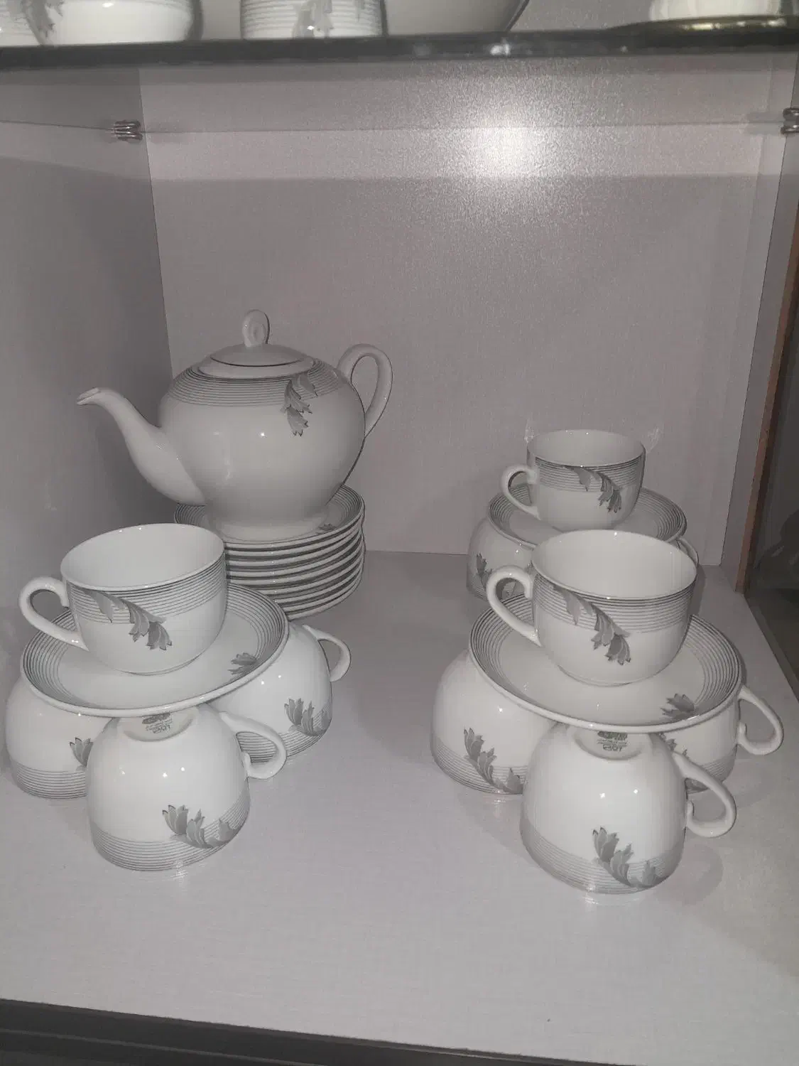 تعداید ظروف اشپزخانه نو|ظروف سرو و پذیرایی|همدان, |دیوار