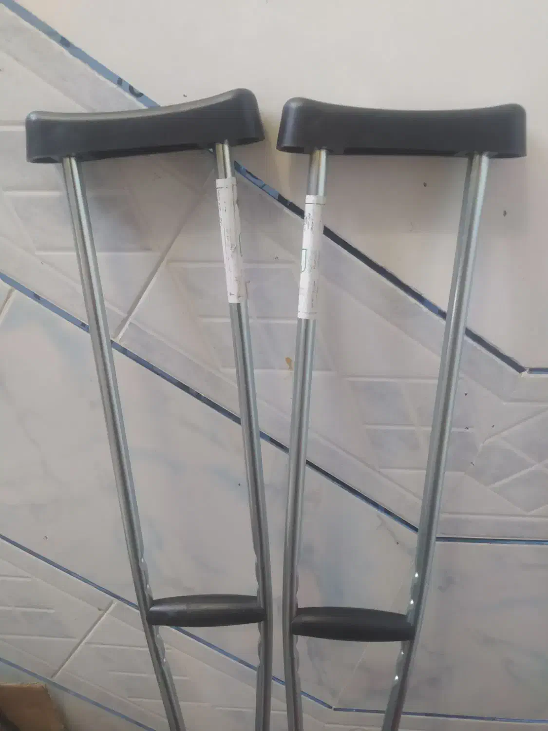 عصا زیر بغل|آرایشی، بهداشتی، درمانی|اصفهان, پوریای ولی|دیوار