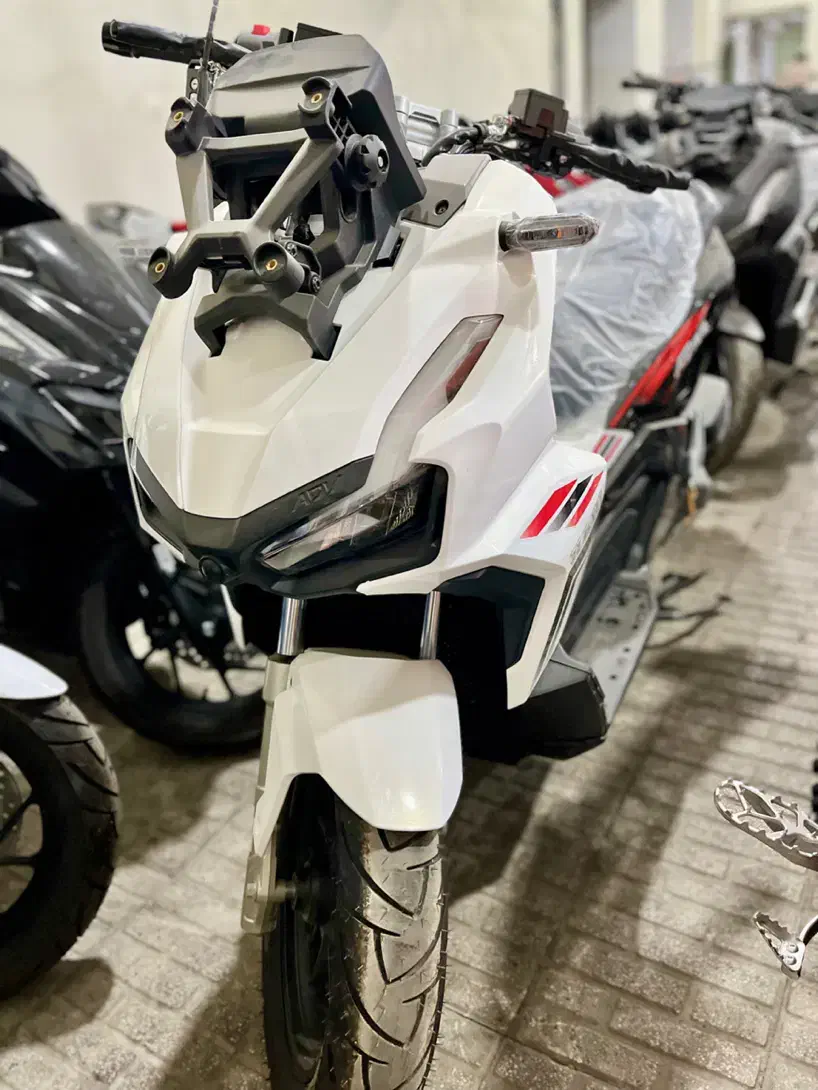 موتور ADV ای دی وی 180 هانی موتور کبیر صفر۱۴۰۴بیمه|موتورسیکلت|اراک, |دیوار