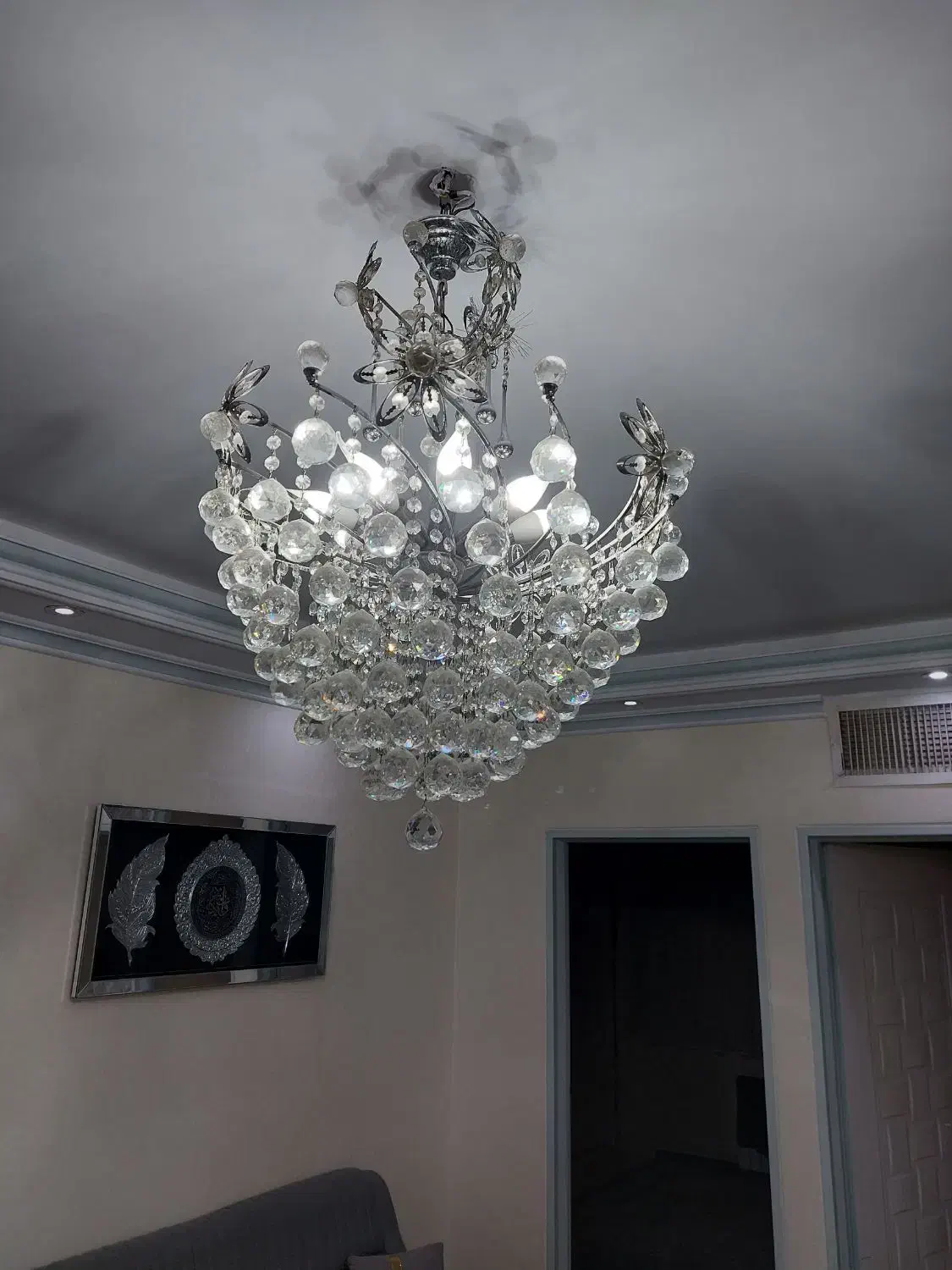 لوستر کریستالی ۸ شاخه.کاملا سالم.|لوستر و چراغ آویز|تهران, افسریه جنوبی|دیوار