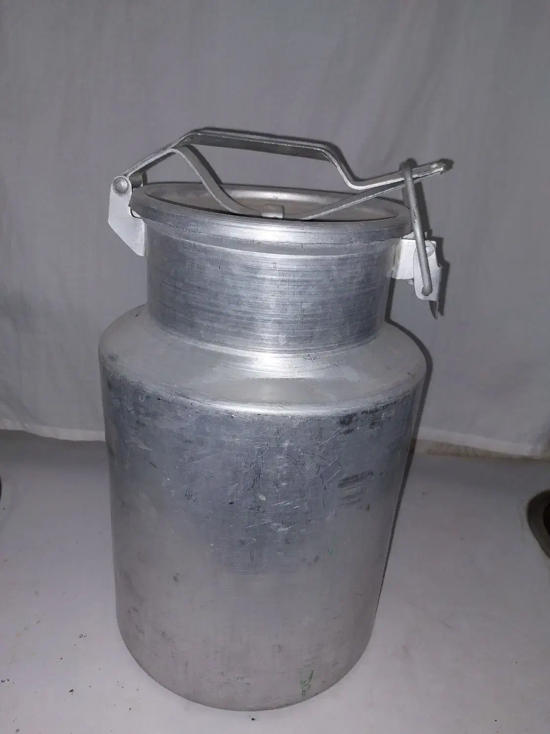 ظرف شیر|ظروف نگهدارنده، پلاستیکی، یک‌بارمصرف|گرمه, |دیوار