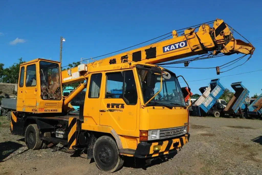 جرثقیل آماده خدمت رسانی  سپیدان و شیراز|خدمات حمل و نقل|سپیدان, |دیوار