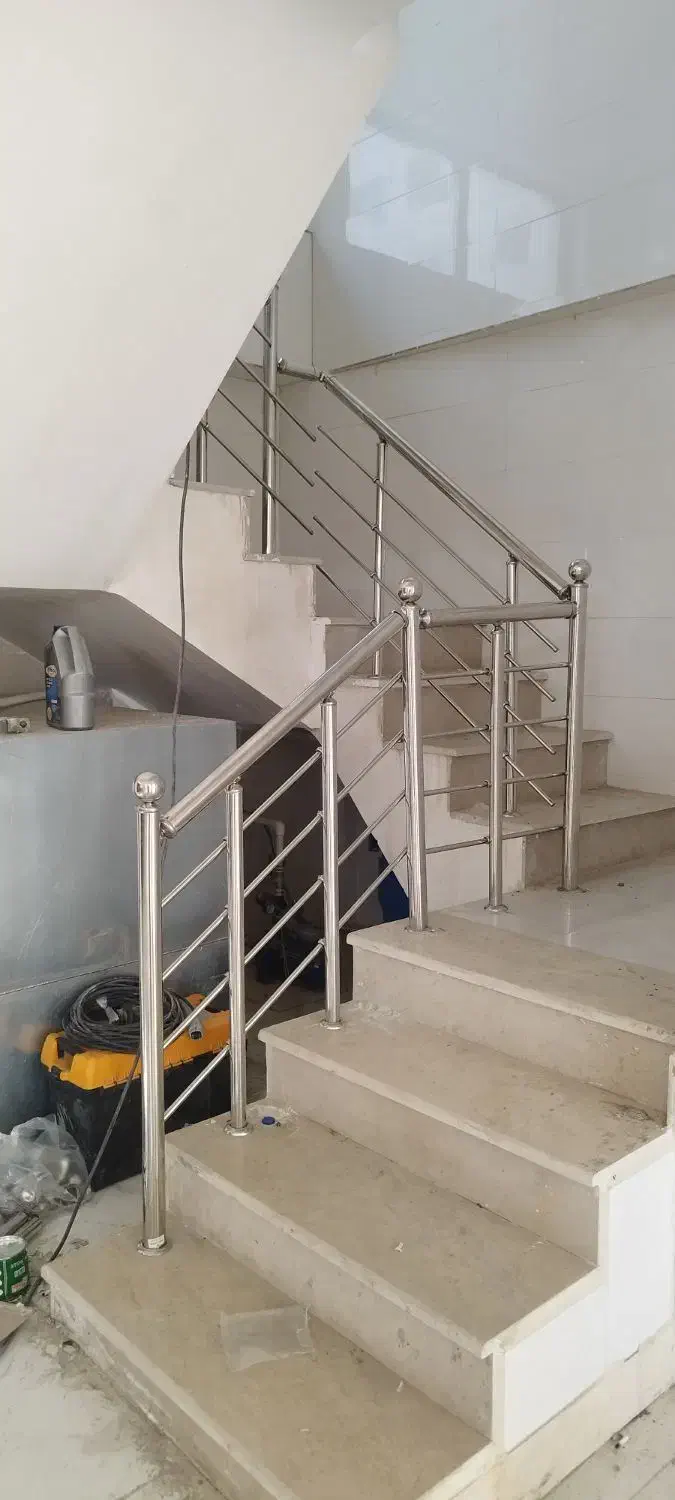 نصب نرده استیل وحفاظ بانکی وپشت پنجره وپله دوبلکس|خدمات پیشه و مهارت|کرمانشاه, |دیوار