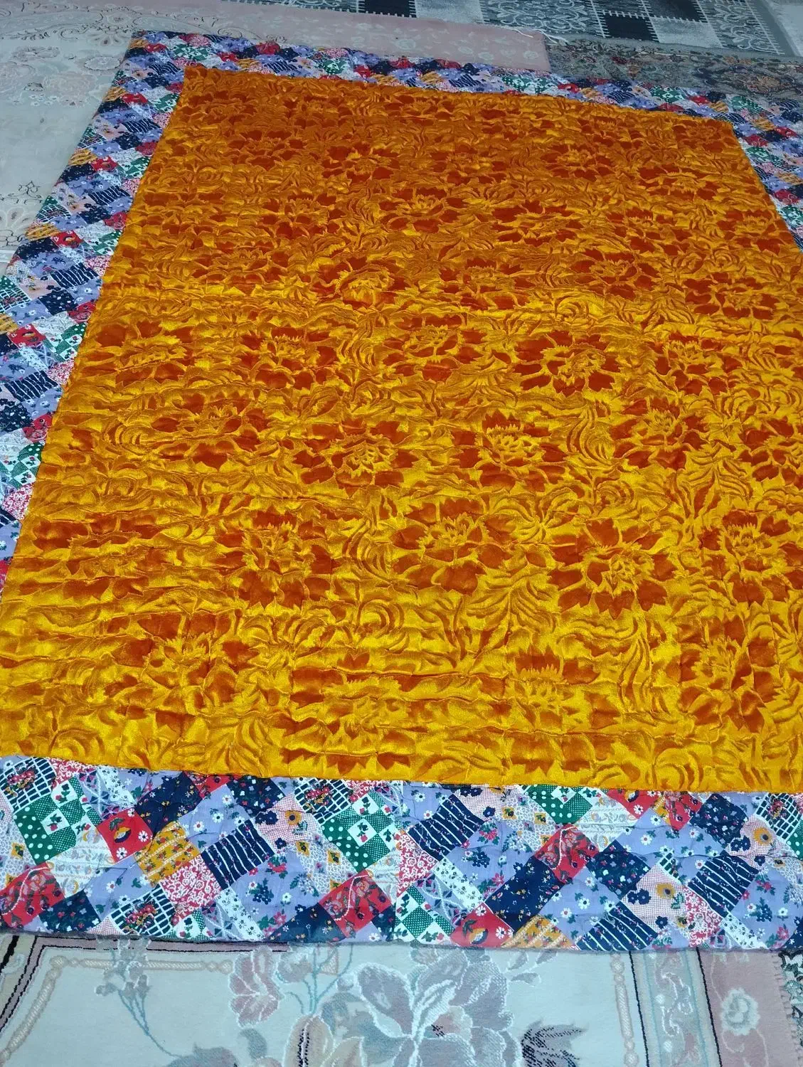 لحاف مخمل|رختخواب، بالش، پتو|نیشابور, شهید بهشتی|دیوار