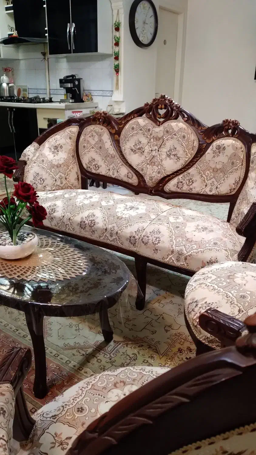 ست کامل مبل نه نفره شیک و بادوام به فرش میرسه|مبلمان خانگی و میز عسلی|تهران, شیوا|دیوار