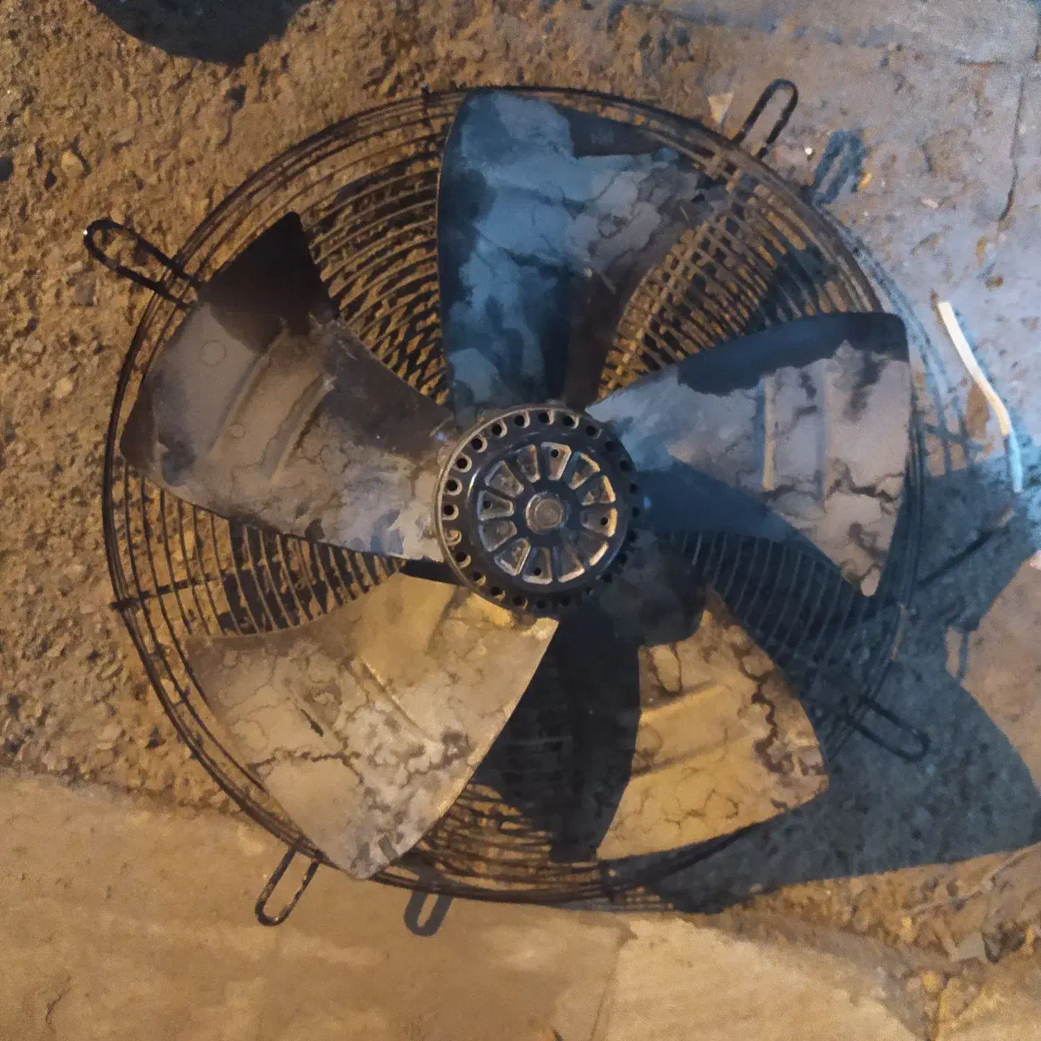 فن دائم کار|ماشین‌آلات صنعتی|نهاوند, |دیوار