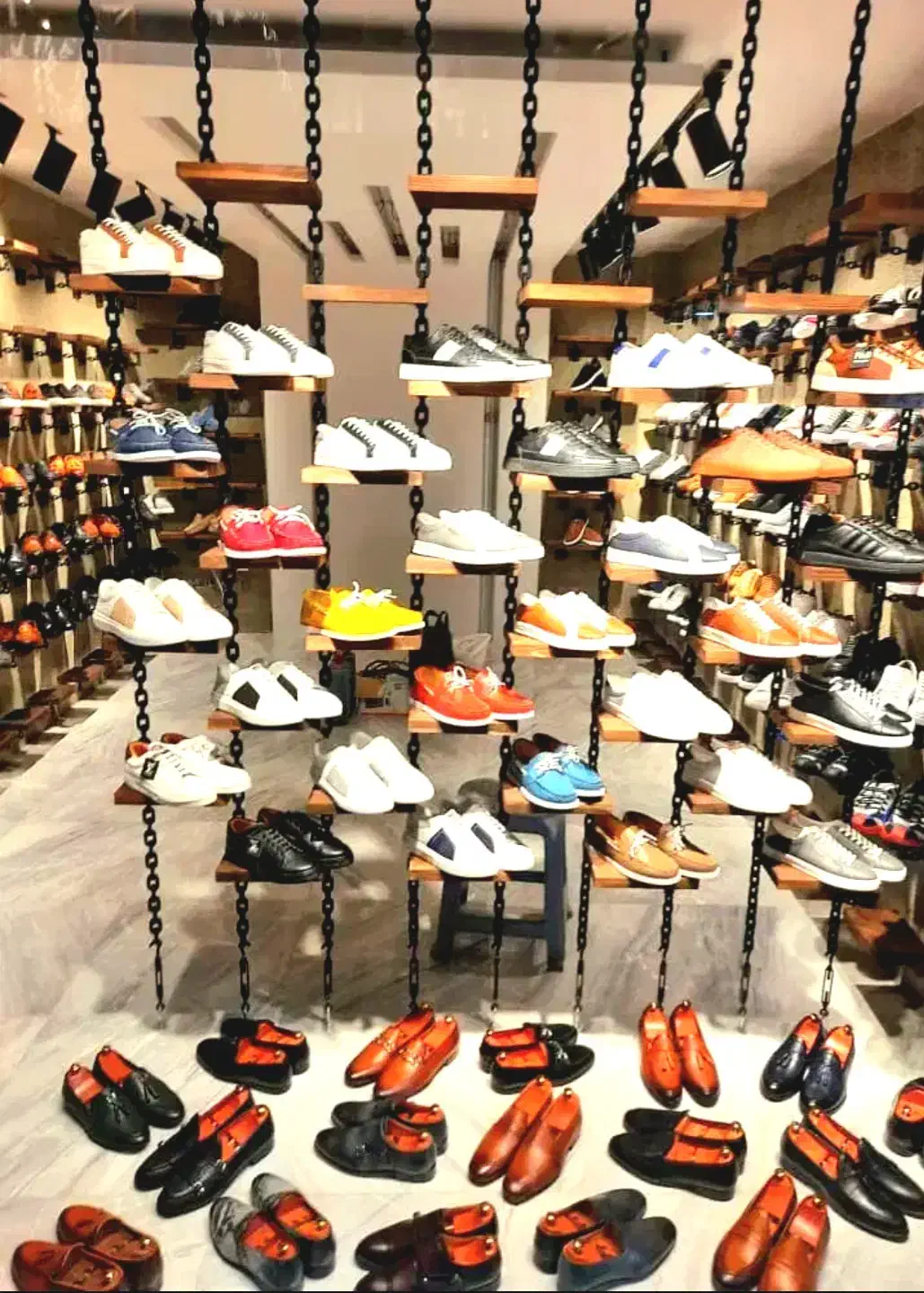 ویترین خاص و متفاوت|فروشگاه و مغازه|اصفهان, جلفا|دیوار