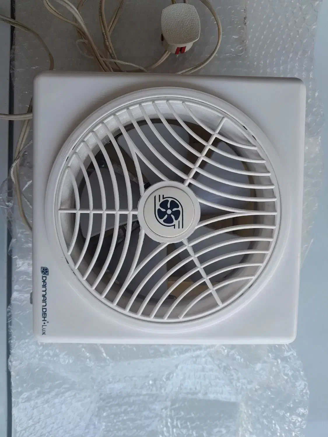 هواکش خانگی با دمپر و کلید دستی|پنکه و تصفیهکنندهٔ هوا|تهران, فلسطین (میدان انقلاب)|دیوار