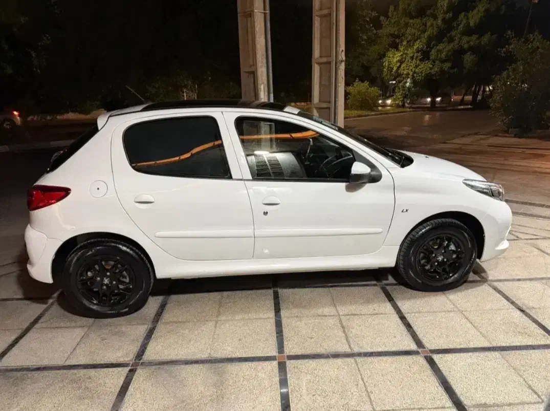 ۲۰۷پاناروما ۱۴۰۳      ۸۵گانه فول|خودرو سواری و وانت|بهبهان, |دیوار