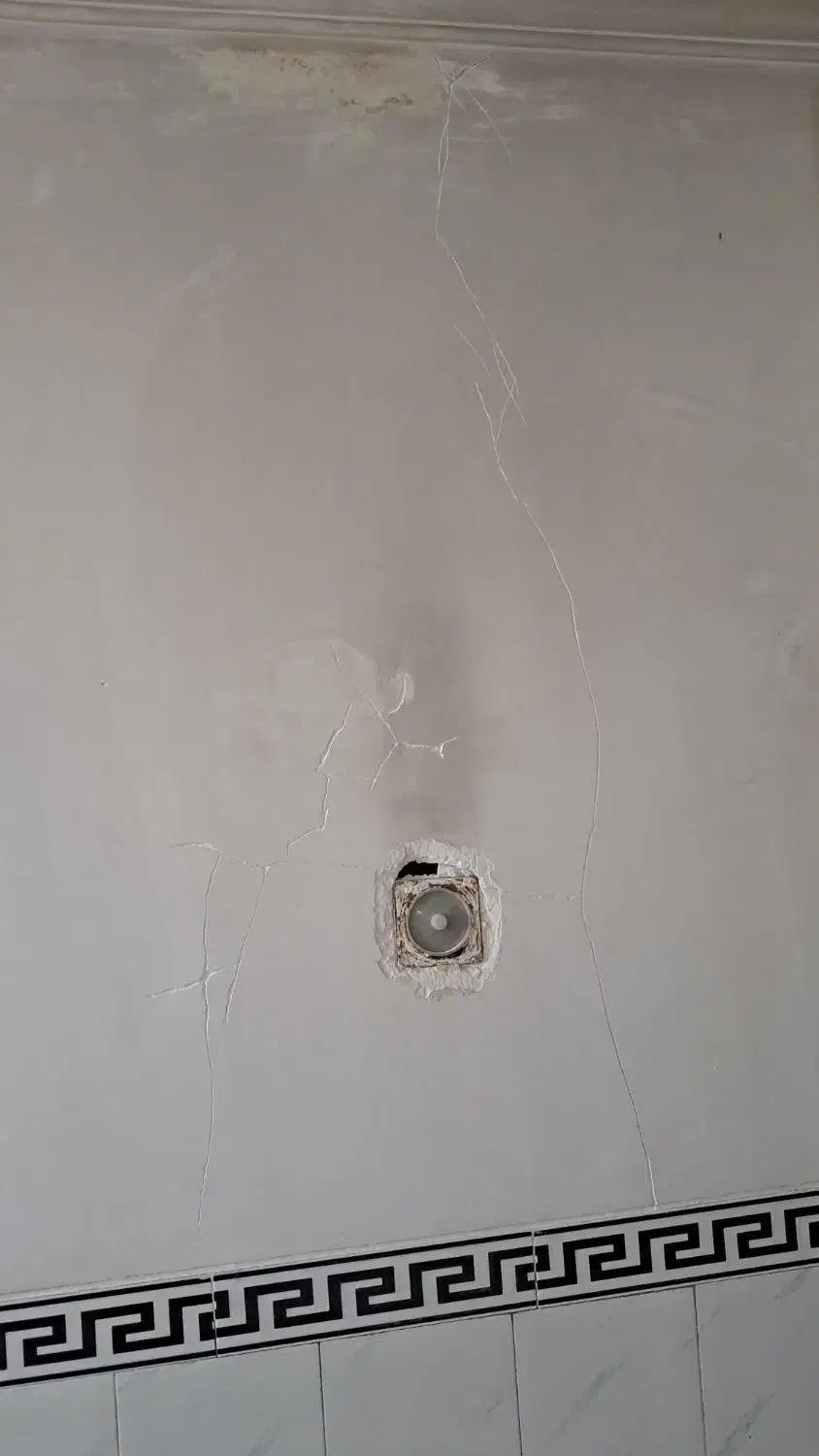 رنگ کاری ساختمان درب و پنجره|خدمات پیشه و مهارت|بروجرد, |دیوار