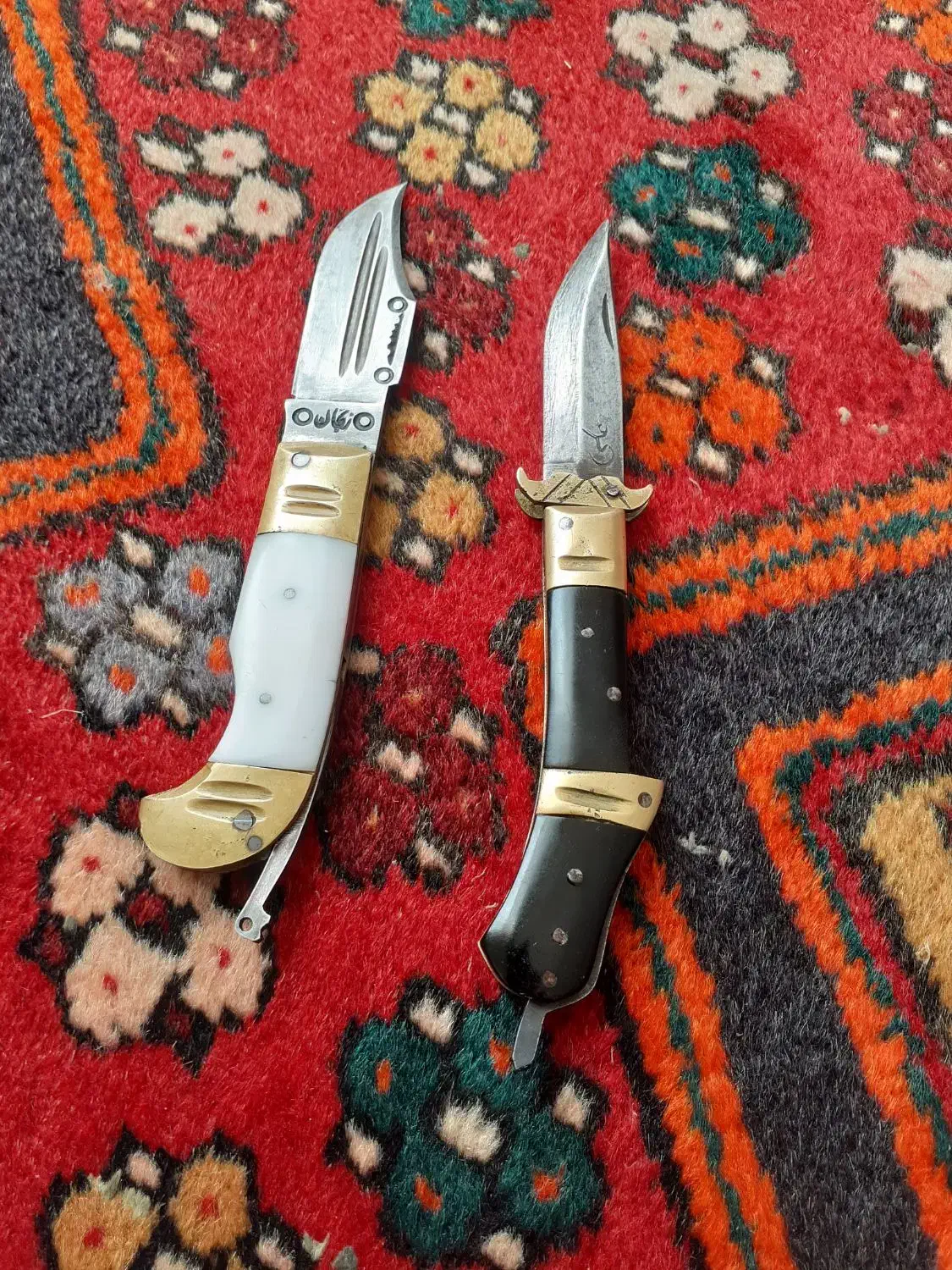 چاقو جیبی|کلکسیون اشیاء عتیقه|اردبیل, |دیوار