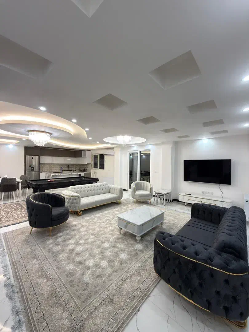 کاخ ویلا استخردار ۴خوابه تریبلکس رامسر|اجارهٔ کوتاه‌مدت ویلا و باغ|رامسر, |دیوار