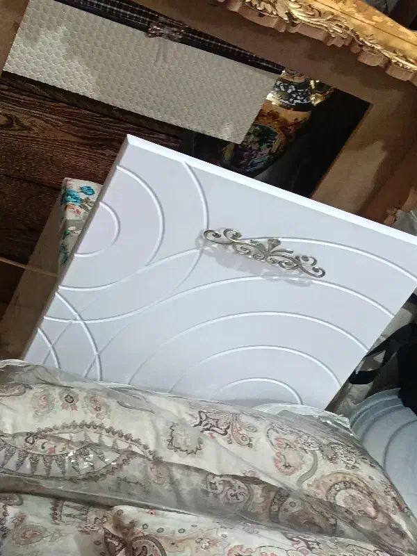 میز چرخ|چرخ خیاطی و ریسندگی|چناران, |دیوار