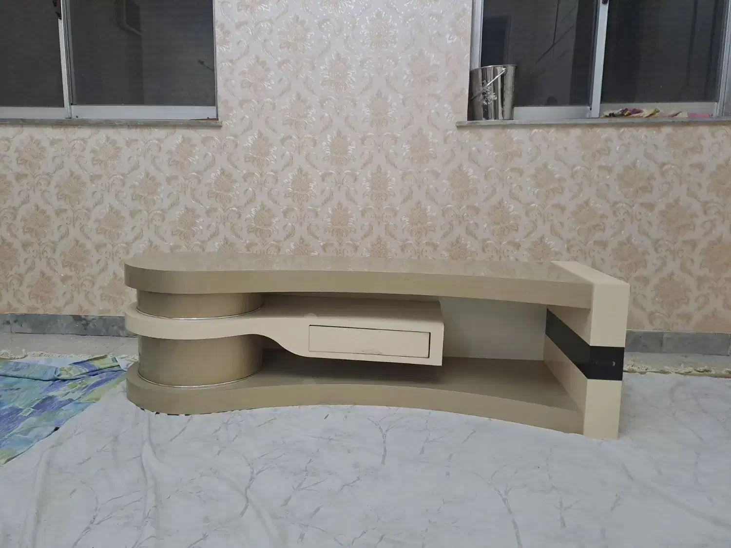 میز تلویزیون درحد نو برند کارینو|میز تلویزیون|تهران, خزانه|دیوار