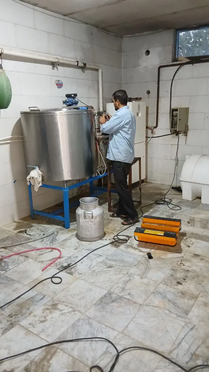 تعمیر انواع شیر سرد کن ویخچال صنعتی و شیر دوش|خدمات پیشه و مهارت|نیشابور, ۲۲ بهمن|دیوار