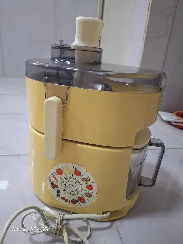 آبمیوه|آبمیوهگیر و آبمرکباتگیر|شهریار, شهریار|دیوار