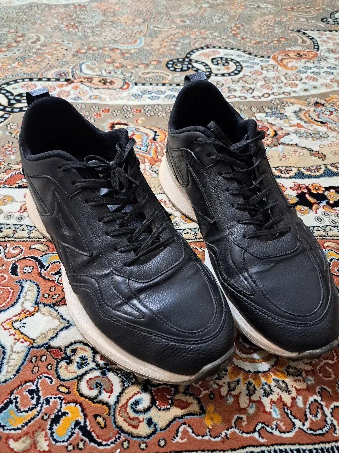 کفش ریبوک واکس خور(چرم مصنوعی)|کیف، کفش، کمربند|شهرکرد, |دیوار