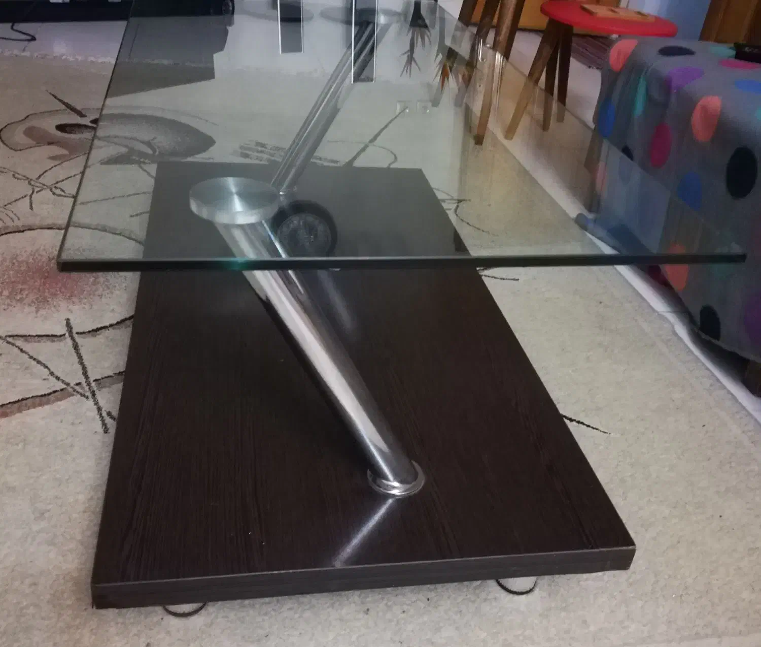 میز وسط جلو مبلی شیک و محکم|مبلمان خانگی و میز عسلی|تهران, صادقیه|دیوار