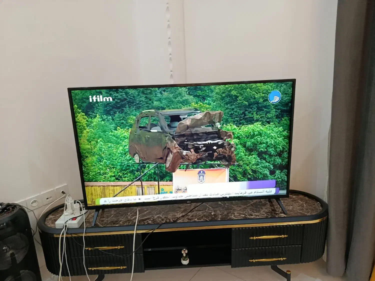 میز و کنسول|بوفه، ویترین، کنسول|کرمان, |دیوار