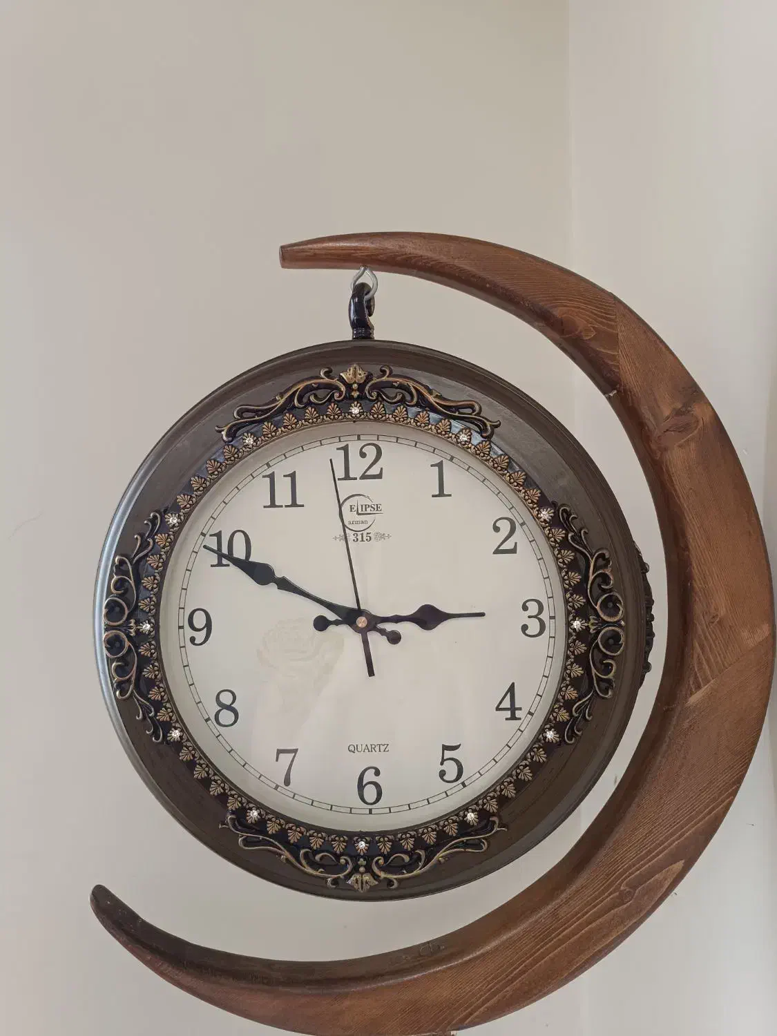 ساعت ایستاده مدل ماه دورو قیمت ۵ تومان|ساعت دیواری و تزئینی|گرگان, |دیوار