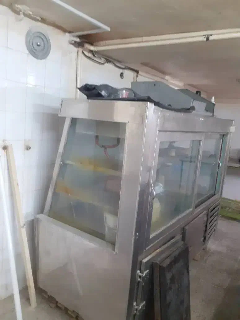 یخچال ویترینی.تمیز و سالم.موتور قوی|یخچال و فریزر|جهرم, |دیوار