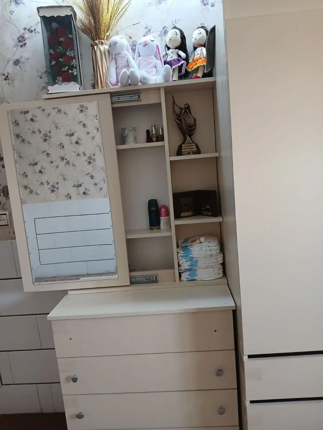 کمد و دراور|جاکفشی، کمد، دراور|خمینیشهر, |دیوار