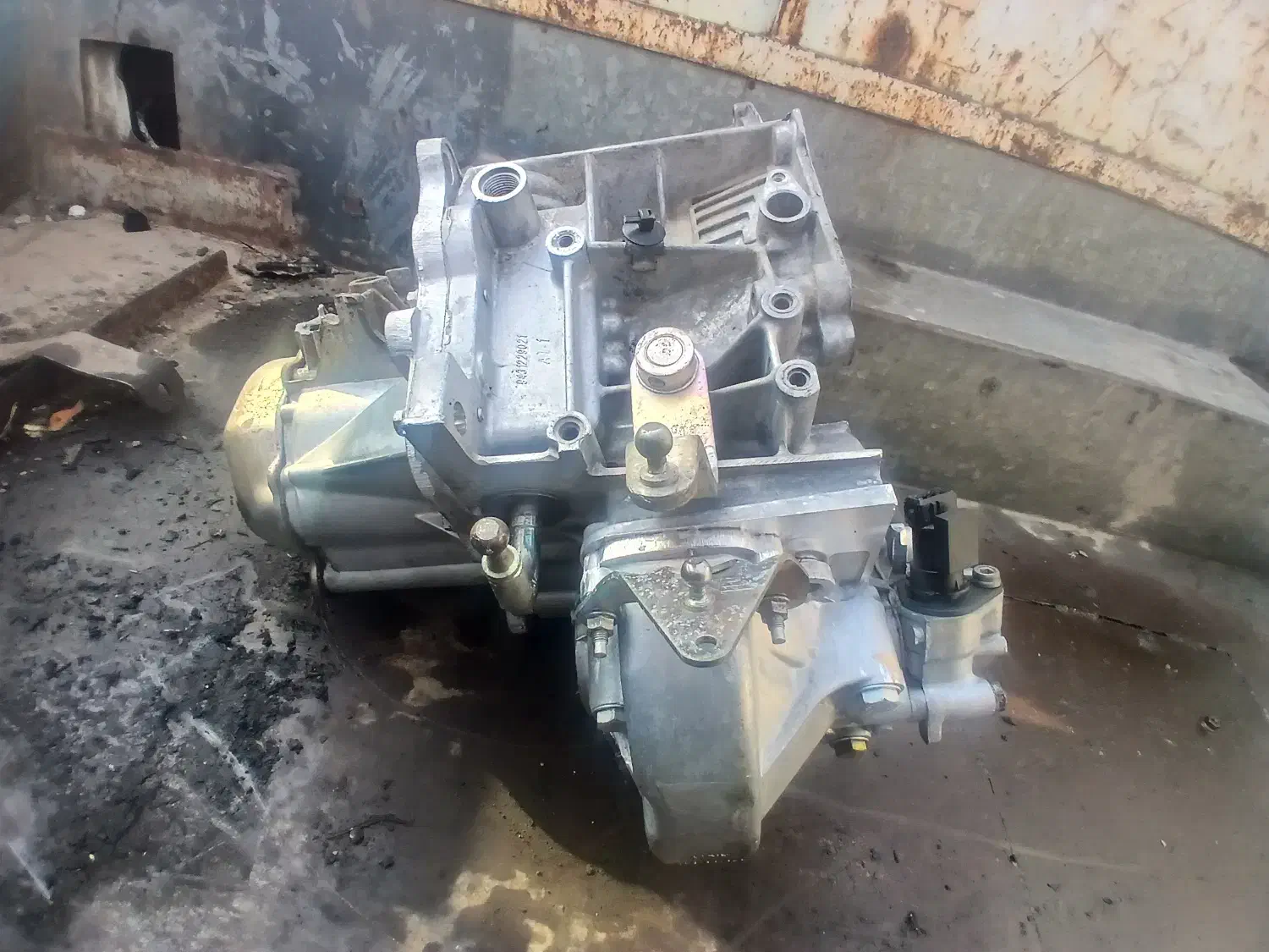 فروش انواع لوازم استوک|قطعات یدکی و لوازم جانبی|ساری, |دیوار