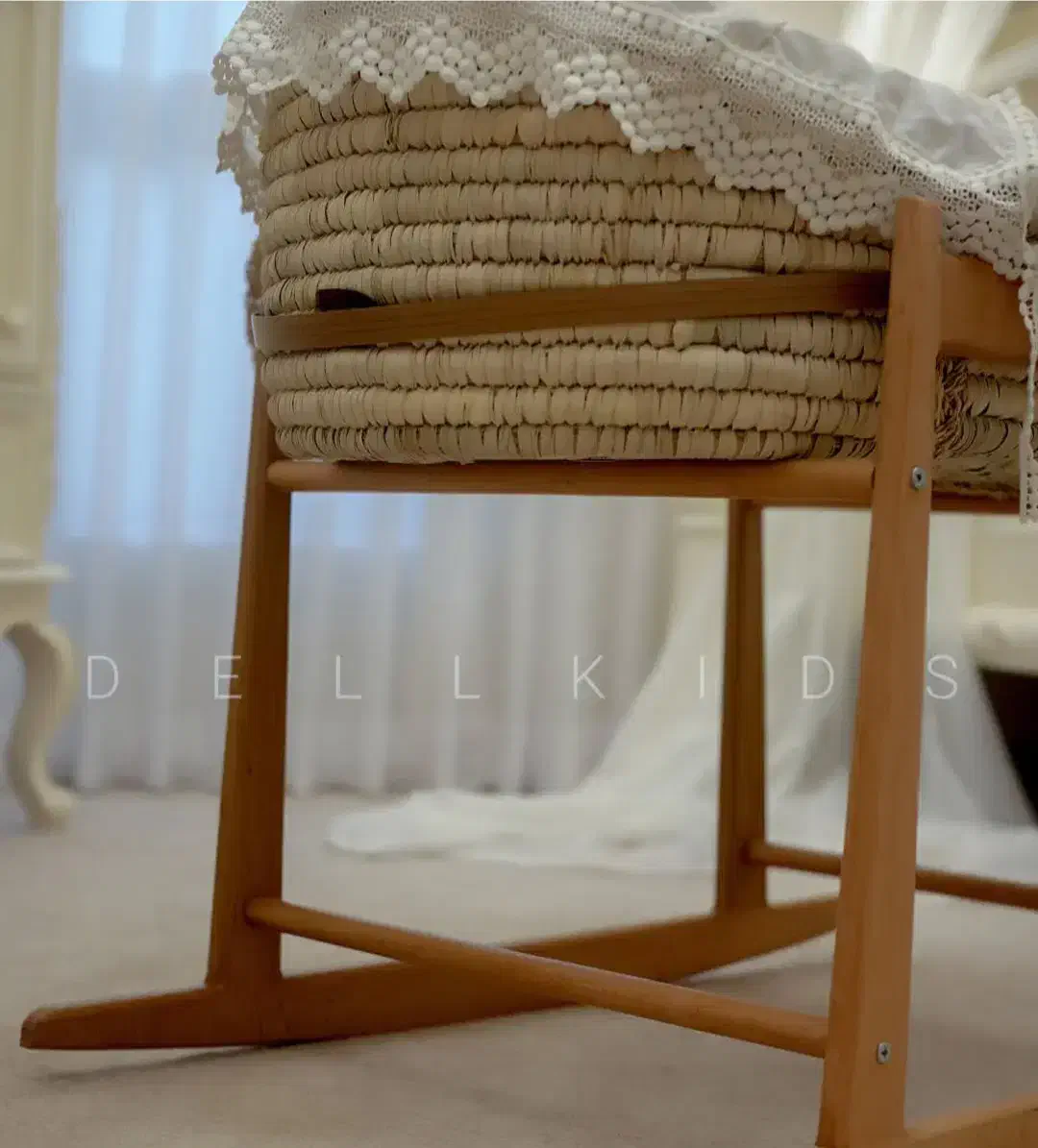 گهواره نوزاد|تخت و صندلی بچه|محلات, |دیوار