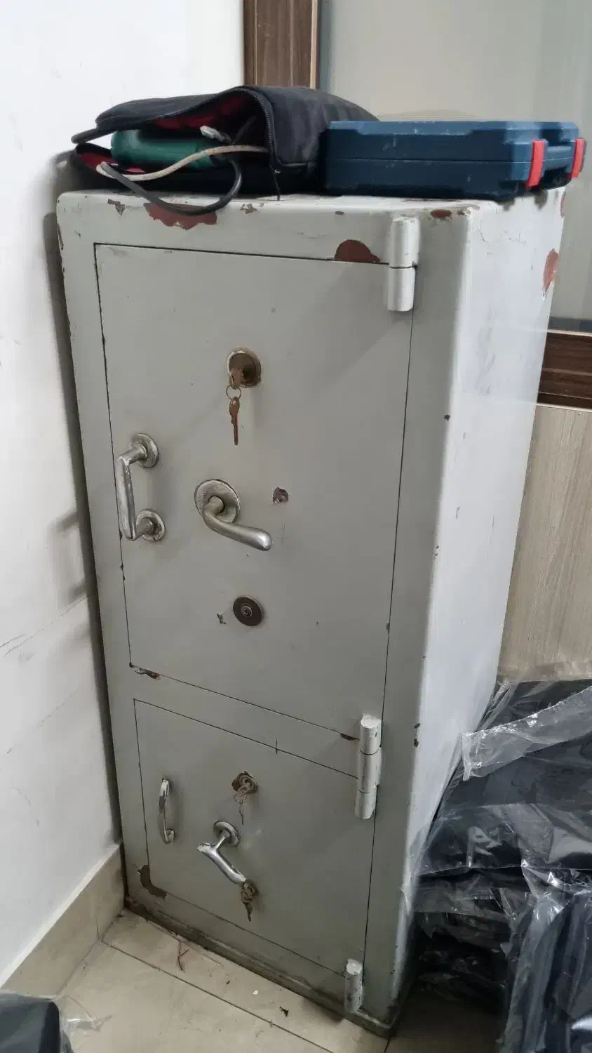 گاوصندوق|ابزارآلات|تهران, سنائی|دیوار