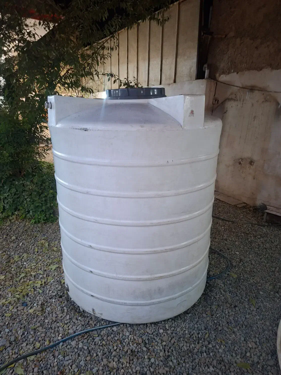 تانکر آب 2000 لیتری در حد|مصالح و تجهیزات ساختمان|سرخه حصار, |دیوار