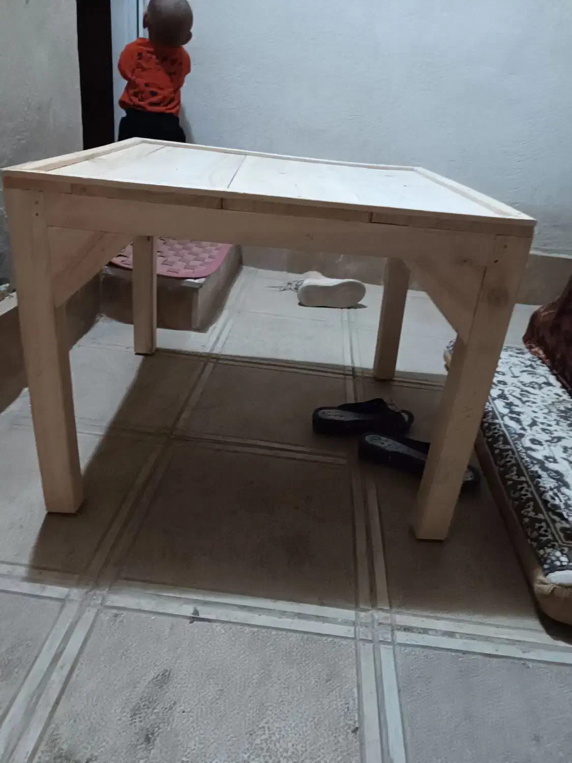 کرسی نو|مبلمان خانگی و میز عسلی|خلخال, |دیوار