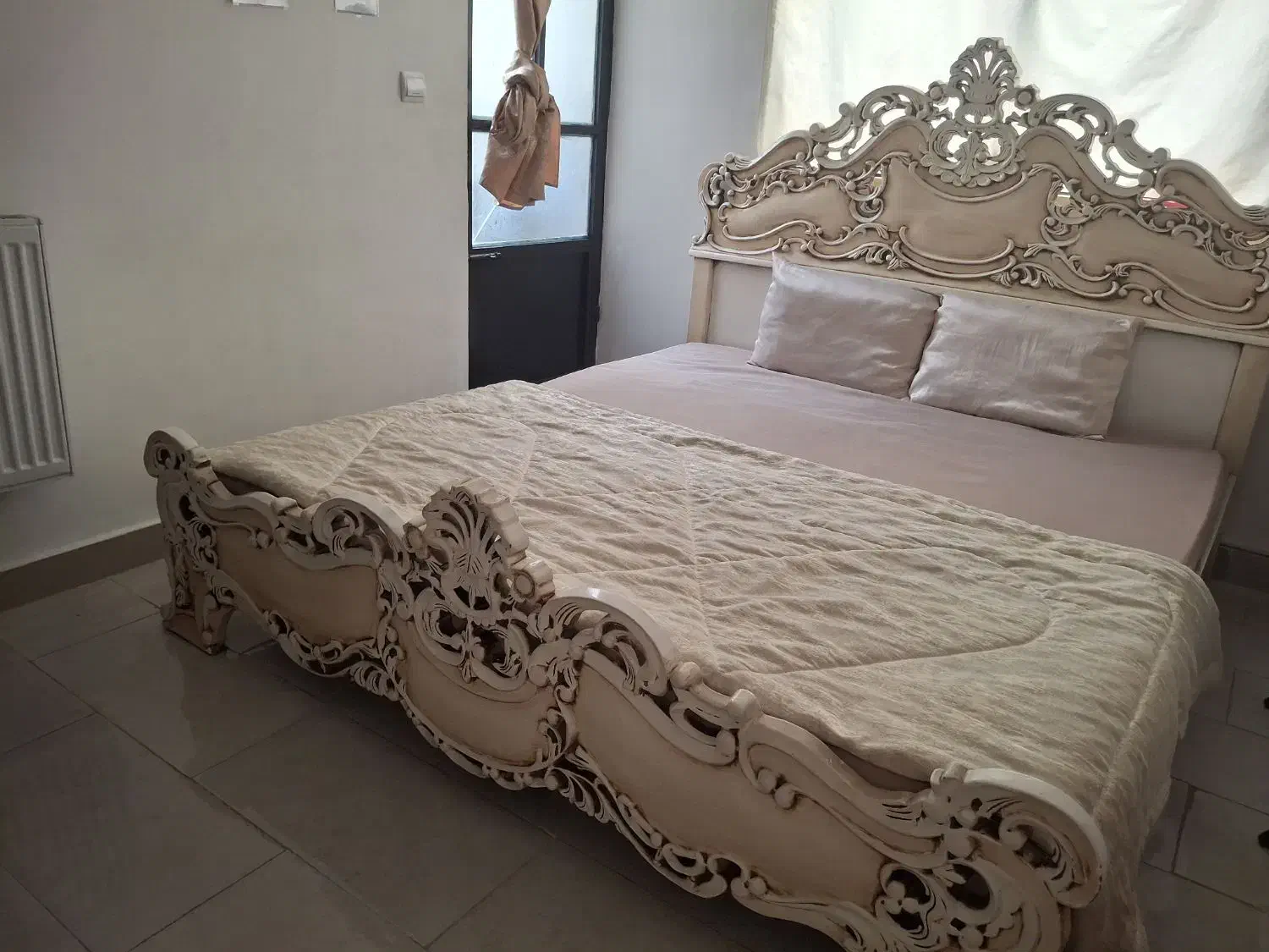 تخت دو نفره|تخت و سرویس خواب|قدس, شهر‌قدس|دیوار