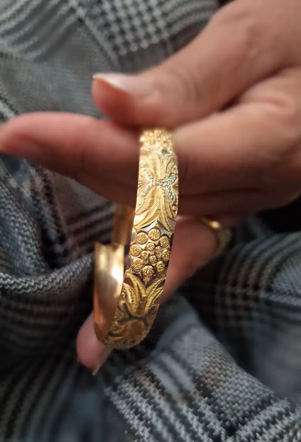 طلا|جواهرات|نیشابور, دارایی|دیوار