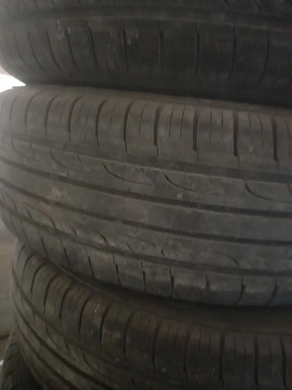 لاستیک سایز ۱۵..|قطعات یدکی و لوازم جانبی|گندمان, |دیوار