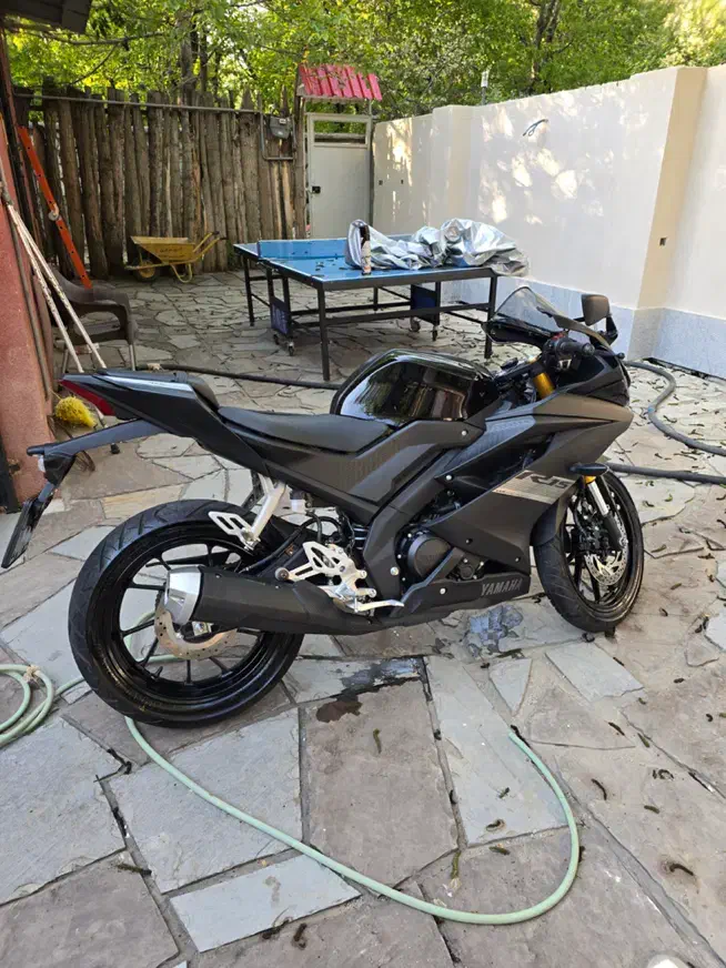 یاماها R15|موتورسیکلت|فشم, |دیوار