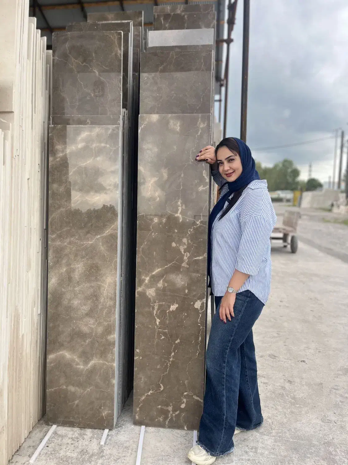 فروش ویژه سنگ مرمریت مهکام در شهرسنگ|مصالح و تجهیزات ساختمان|رشت, بلوار گیلان|دیوار