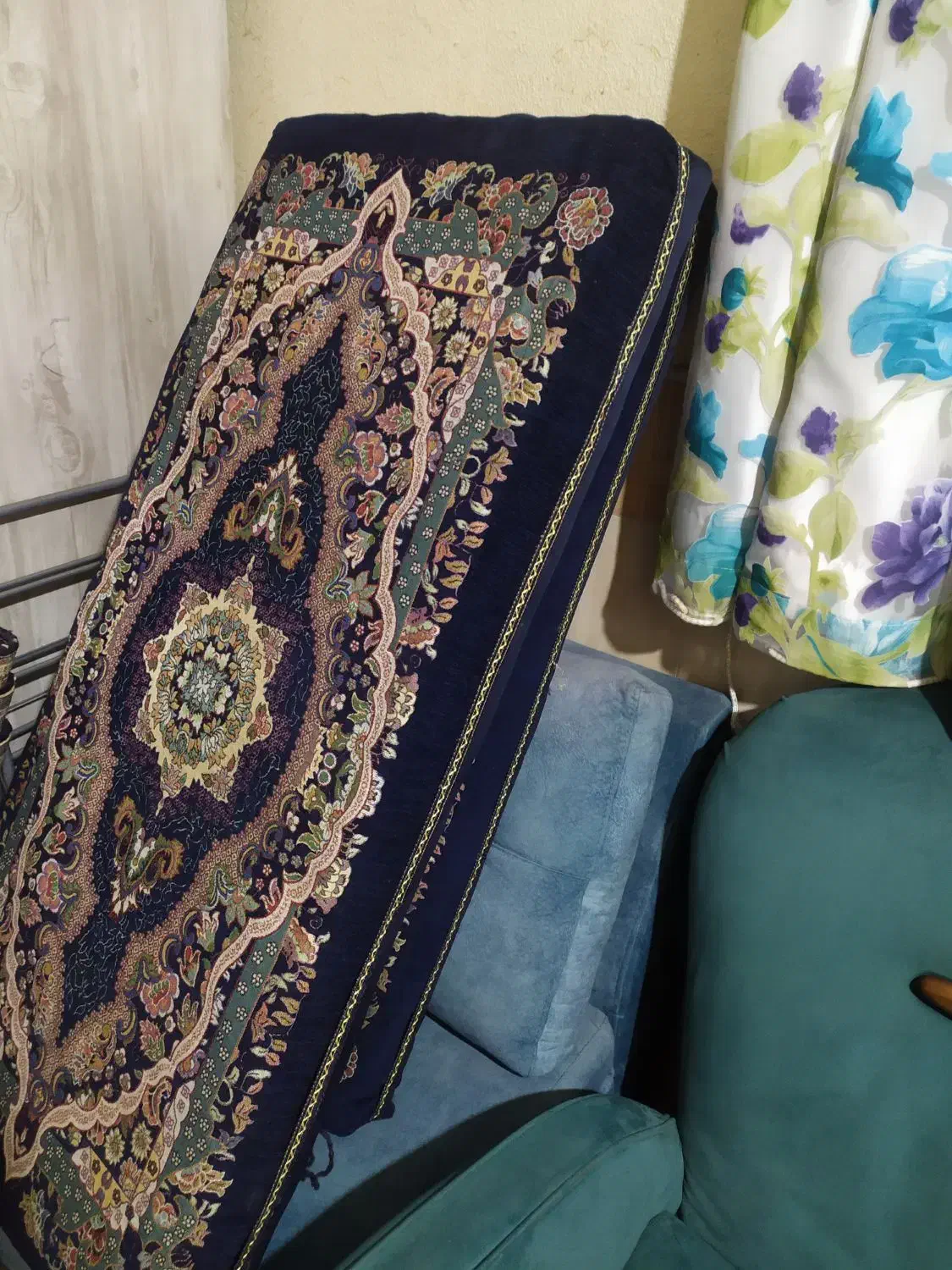 پشتی چهارتا فقط۱۲۰۰|پشتی|قم, چهل اختران|دیوار