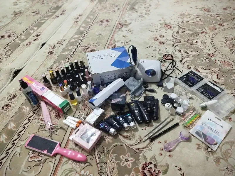 فروش وسایل حرفه ای ناخن با قیمت استثنایی|آرایشی، بهداشتی، درمانی|کرج, باغستان|دیوار