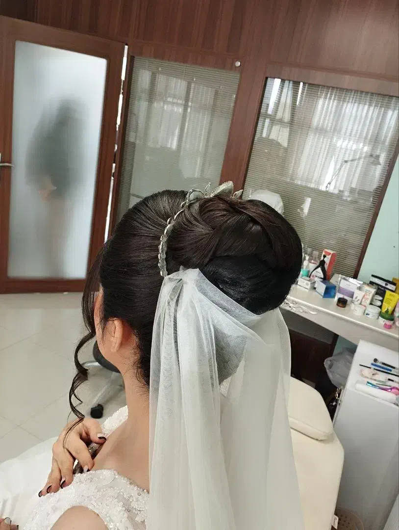 میکاپ و شینیون فقط ۹۵۰ با جدیدترین متریال|خدمات آرایشگری و زیبایی|کرج, گوهردشت|دیوار