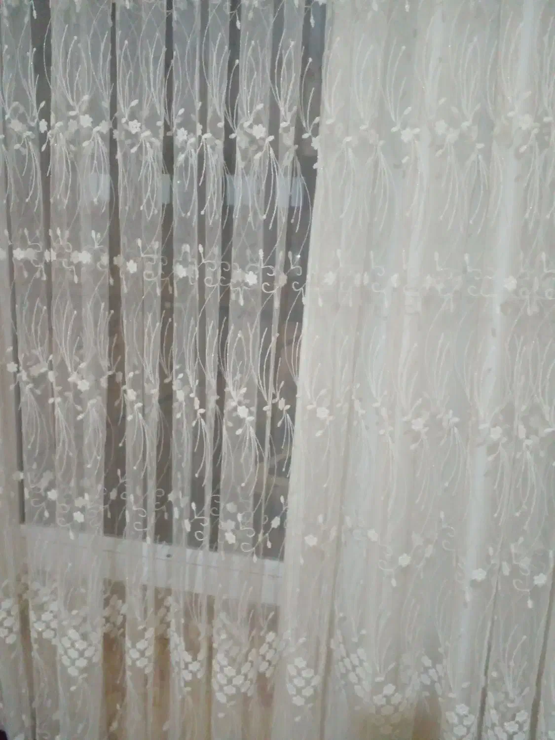 پرده|پرده، رانر، رومیزی|اشتهارد, |دیوار