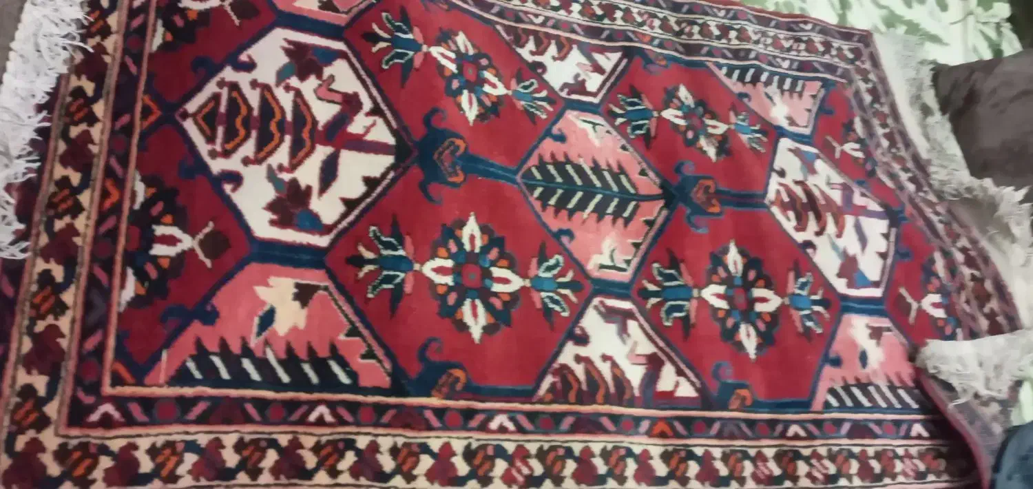 قالیچه دست دوم در حد نو|فرش|خمینیشهر, |دیوار