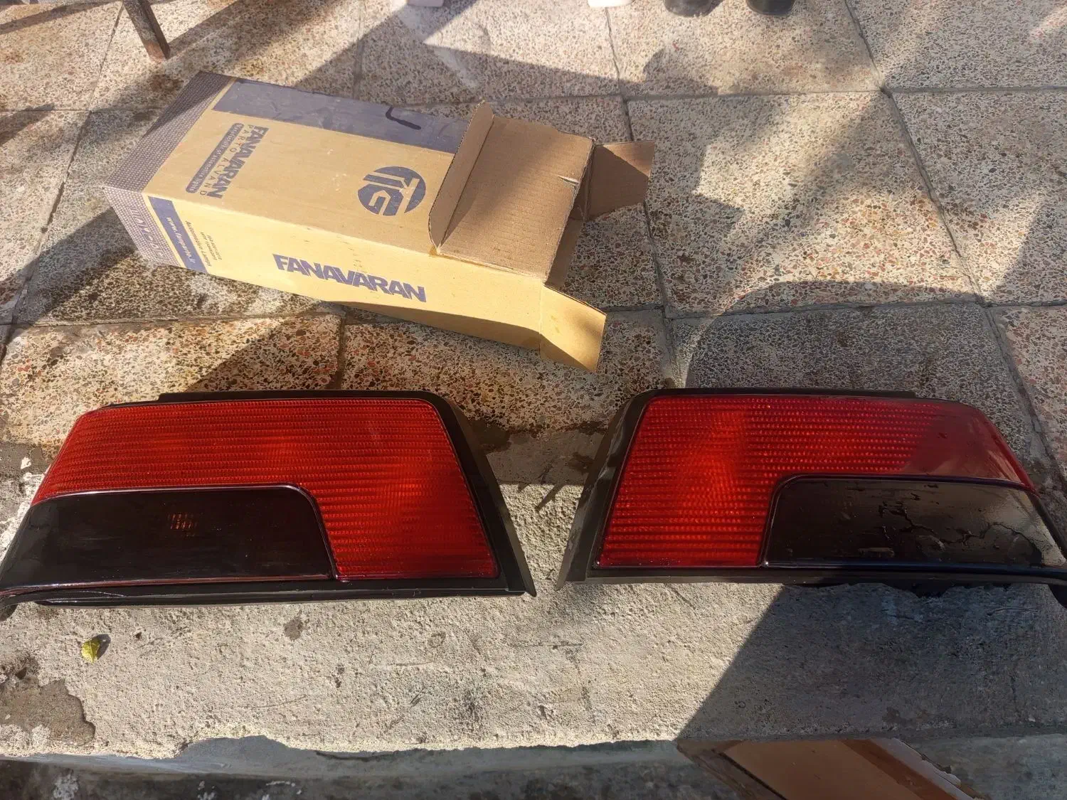 فرمان پژو چراغ عقب|قطعات یدکی و لوازم جانبی|محمدبار, |دیوار